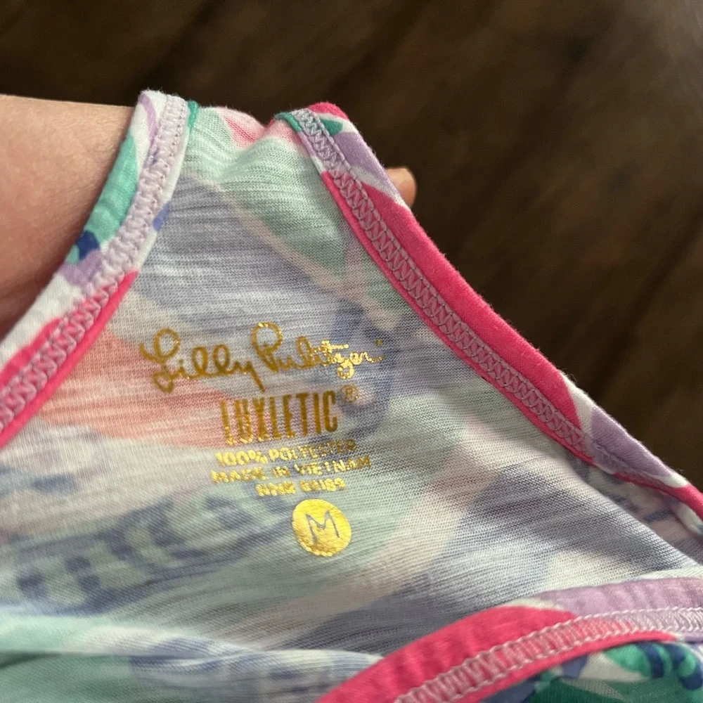 Lilly Pulitzer Racerback tee shirt animal print multi colored size medium - Picture 14 of 14